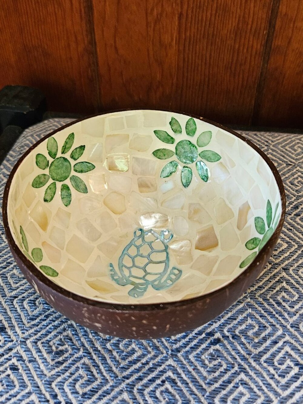 Mother-of-Pearl Sea Turtle Theme Coconut Bowl